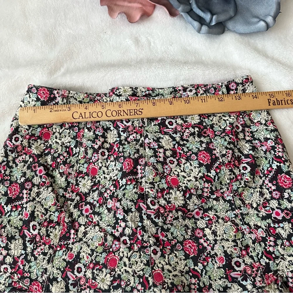 Cinq à Sept Penny Floral Shorts Size 4